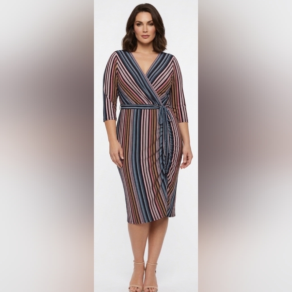 Lane Bryant Dresses & Skirts - Lane Bryant Surplice-Neck Side-Ruched Midi Dress Size 18/20